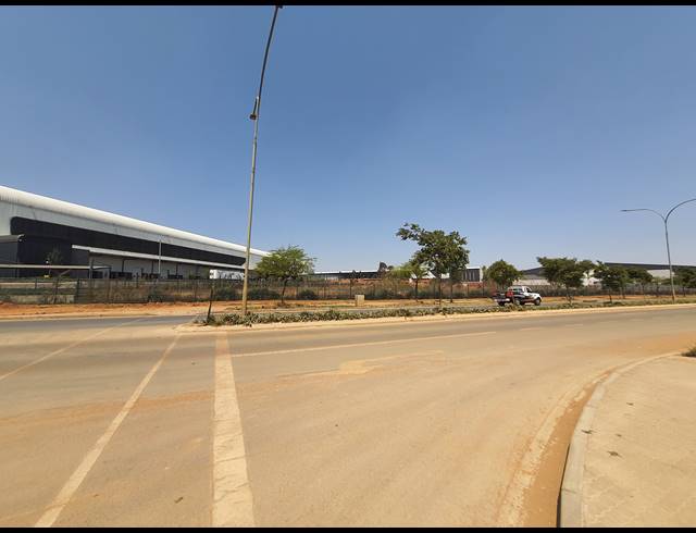 27,251M² VACANT LAND FOR SALE IN GOSFORTH PARK